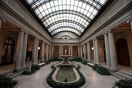 Foto del interior del museo The Frick Collection de Nueva York