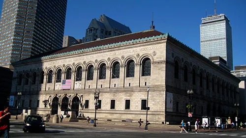 Biblioteca Pública de Boston (Boston Public Library) Biblioteca Pública de Boston (Boston Public Library)