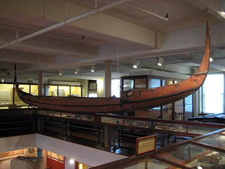 Foto del interior del Museo de Historia Natural de la Universidad de Harvard Foto del interior del Museo de Historia Natural de la Universidad de Harvard