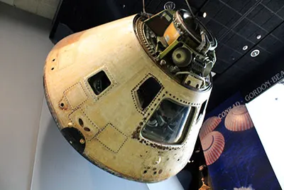 Foto cápsula del Apollo 11 del Museo Nacional del aire y del espacio de Washington DC