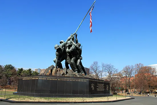 Monumento de Iwo Jima en Washington DC (Marine Corps War Memorial) Monumento de Iwo Jima en Washington DC (Marine Corps War Memorial)