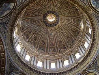 Cúpula de San Pedro del Vaticano Interior - Obra de Miguel Ángel