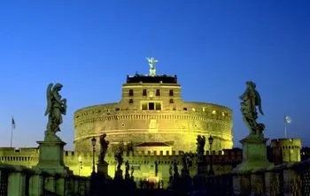 Castillo de San Angelo (Mausoleo de Adriao)