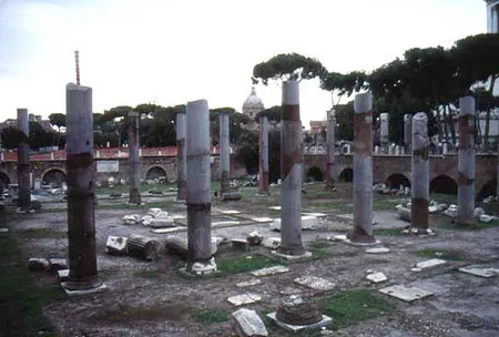 Ruinas de la Basilica Ulpia