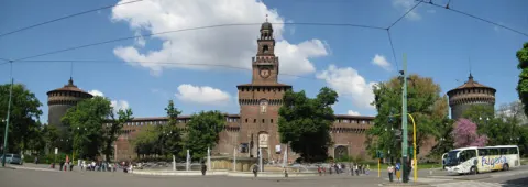 Panorámica de la Piazza Castello