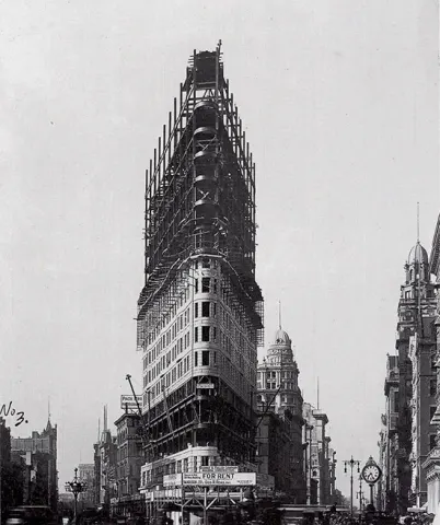 Foto del Edificio Fuller también conocido como edificio Flatiron tomada en 1927