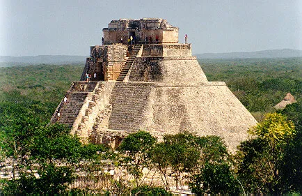 Uxmal Maya