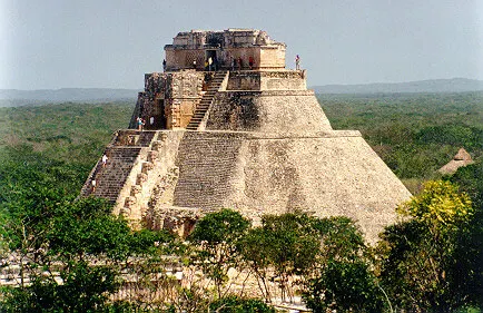 Uxmal Maya