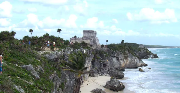 Playa de Tulúm - Mar Caribe
