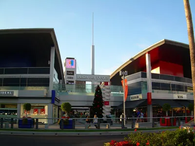 Centro comercial Plaza del Duque (Costa Fañabe)