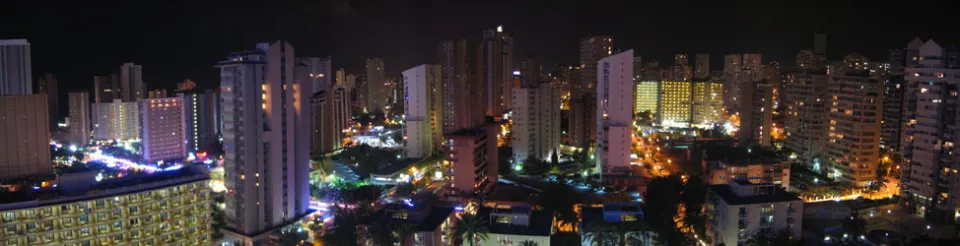 Foto de Benidorm de noche
